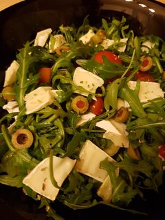 Ízletes rukkolasaláta recept fotója