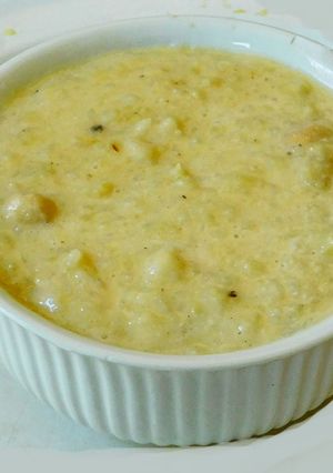 சக்கரை வள்ளி கிழங்கு சக்கரை பொங்கல்(Sakkarai Valli Kizgahu Sakkarai Pongal Recipe in Tamil) செய்முறை முக்கிய புகைப்படம்