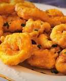 Chipirones fritos rebozados a las tres harinas
