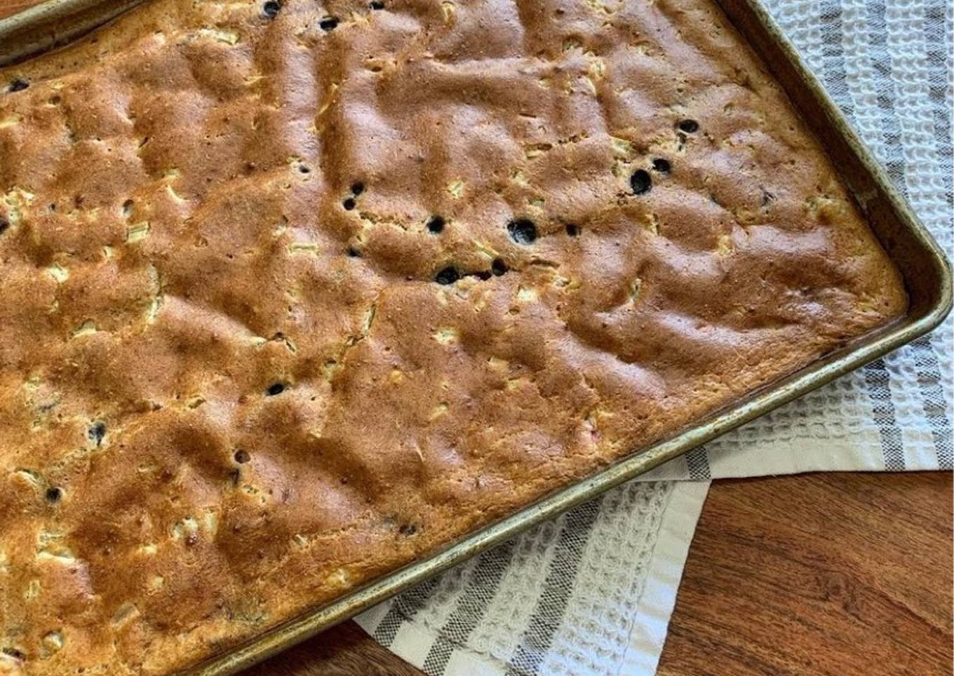 Crêpe au four (sheet pan pancake)