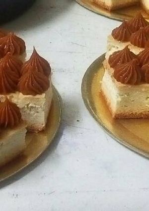 Una foto de Torta de ricota con dulce de leche!!!