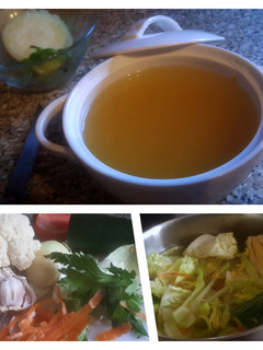 Una foto de Caldo de verduras (con verduras pochas y pieles)
