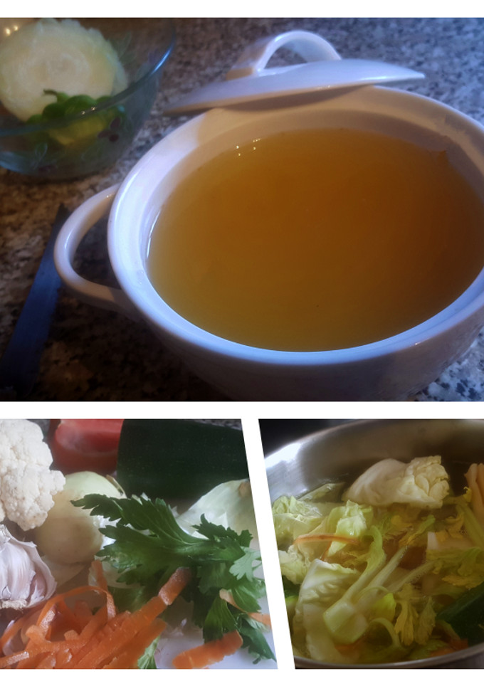 Una foto de Caldo de verduras (con verduras pochas y pieles)