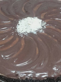 Una foto de Tarta fría de café y chocolate