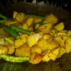 A picture of Fried aalu ki sabji.