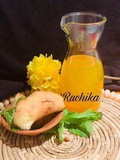 A picture of Golden Tea.
