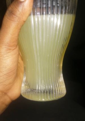 A picture of Apple drink.