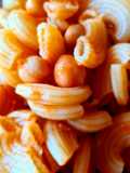 Fideos con garbanzos, un guisito sin sal