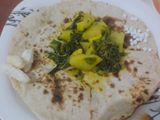 बाजरीची तीळ लावलेली भाकरी (Bajrichi Til Lavleli Bhakri Recipe In Marathi)