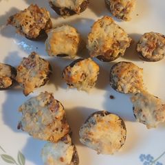 A picture of VashBake Stuffed Mushrooms.