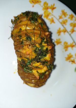 A picture of Cheesy Baked potato.