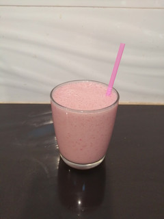 Una foto de Batido de Frutilla 🍓💕