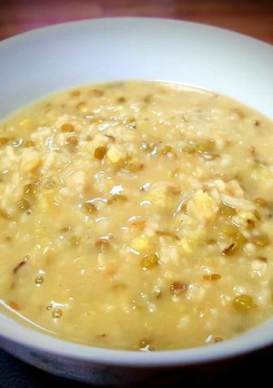 A picture of Urad dal Porridge.