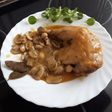 Muslos de pollo guisado