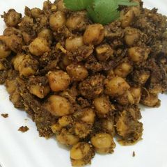 A picture of Dry Chole.