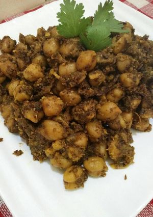 A picture of Dry Chole.