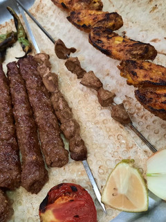 عکسی از دستور کوبیده، جگر، بال