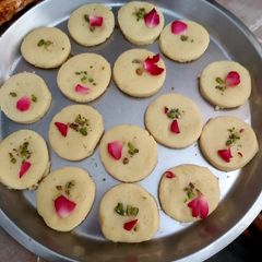 A picture of Milky peda.