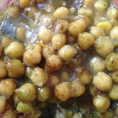A picture of Chana chat.
