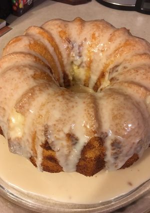 Una foto de Bundt cake 7up