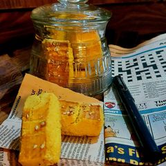 Tea-shop Jar Biscuits A picture of Tea-shop Jar Biscuits.