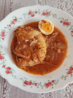 Una foto de 🎣 Bacalao en salsa de sidra y tomate🍾