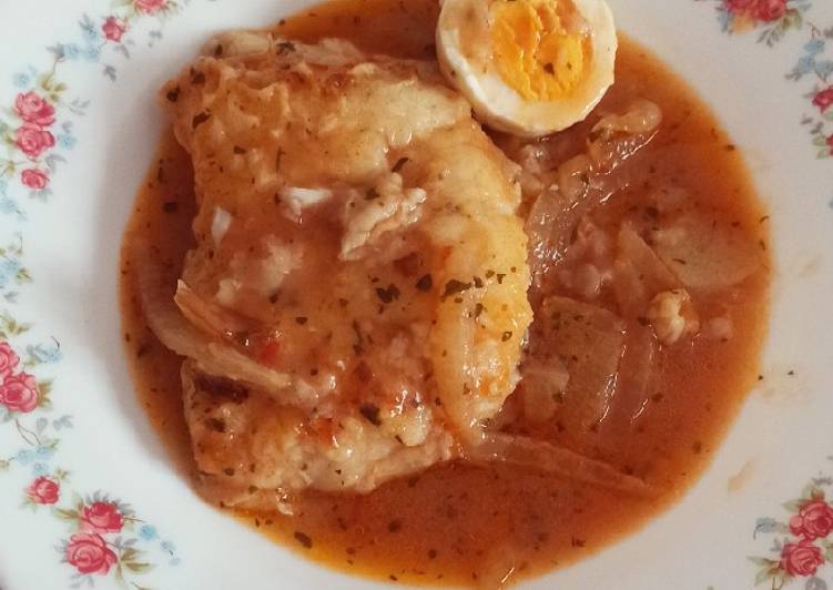 🎣 Bacalao en salsa de sidra y tomate🍾