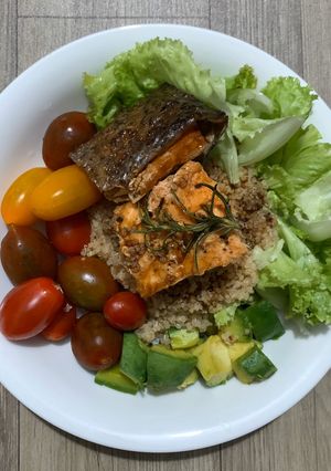 Hình của món Cá hồi sốt chanh + hạt diêm mạch: Giảm cân healthy + eatclean.