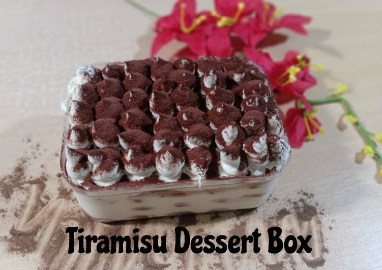 Tiramisu Dessert Box