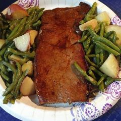 Top Round Steak with Green Beans and Potatoes A picture of Top Round Steak with Green Beans and Potatoes.