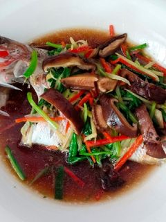 รูปของ ปลากะพงแดงนึ่งซีอิ๊ว