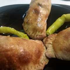 Una foto de Empanadillas picantes de atún y champiñones