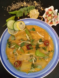 A picture of Chana dal lauki.