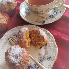 A picture of Golden Peach muffins.