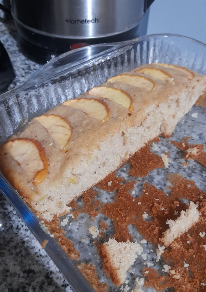 Una foto de Torta con trocitos de manzana🍎