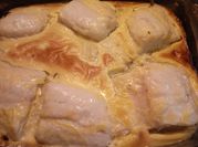 Una foto de bacalao al horno con mayonesa