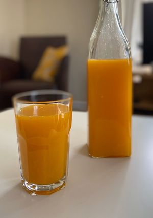 A picture of My mum’s refreshing orange juice with lemon 🍋 🍊.