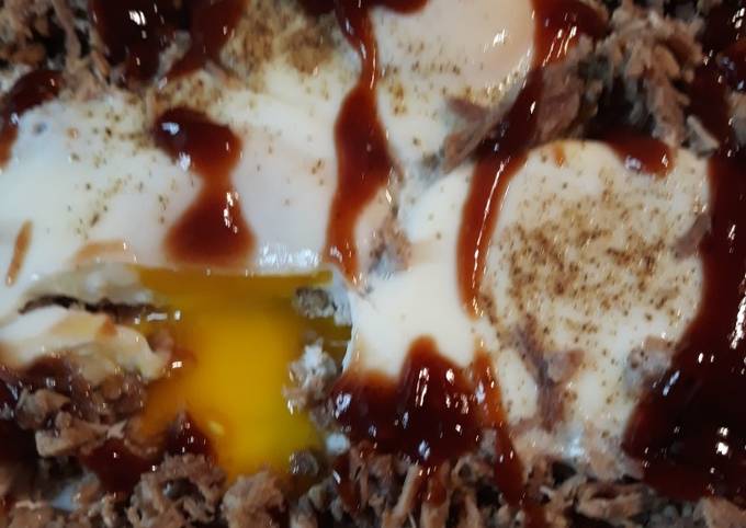 Peppered Pulled Pork and Eggs