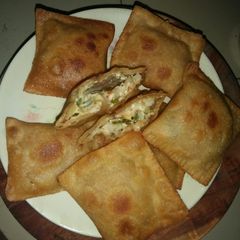 A picture of Cheese Pockets.