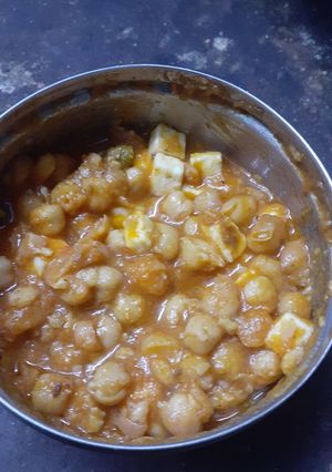 छोले (chole recipe in Hindi) रेसिपी मुख्य फोटो