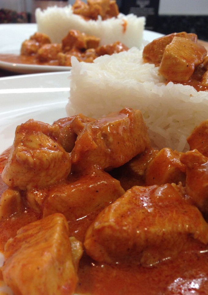 Una foto de Pollo al curry Tandoori