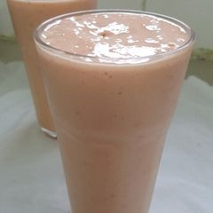 A picture of Mango Strawberry Melon Smoothie.