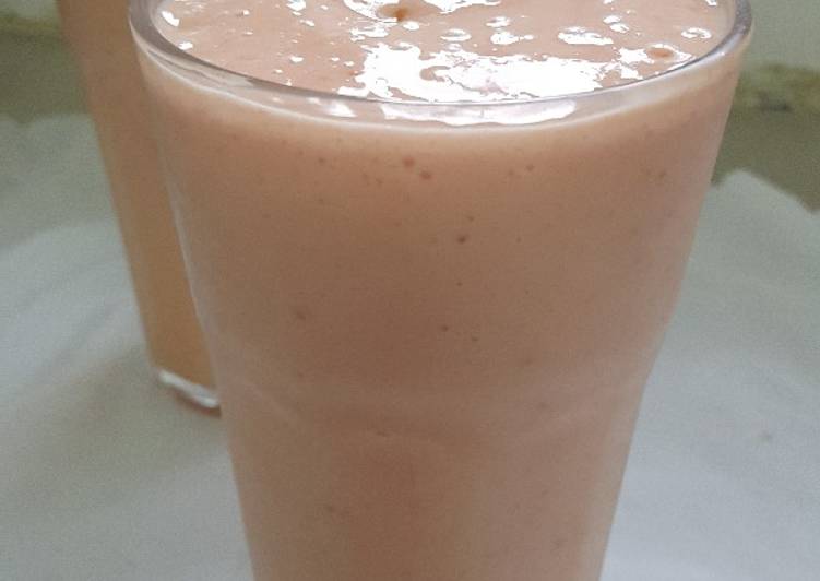 Recipe of Mango Strawberry Melon Smoothie in 11 Minutes at Home