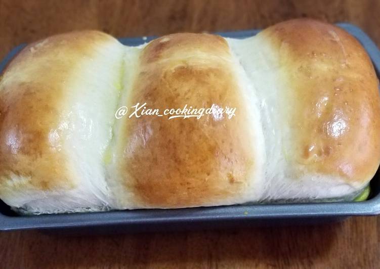 Hokkaido Milk Bread (Metode Tangzhong)