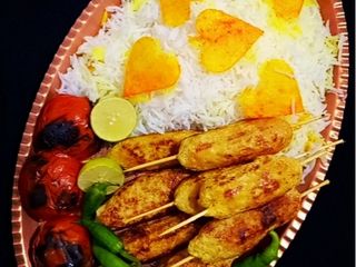 کوبیده بوقلمون سیخی با پلو
