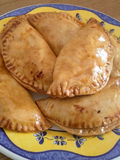 Una foto de Empanadillas rápidas de atún y verduras