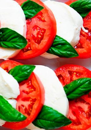 Una foto de Ensalada caprese (Vídeo-Receta)