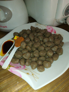 A picture of Flour dumpling ball.