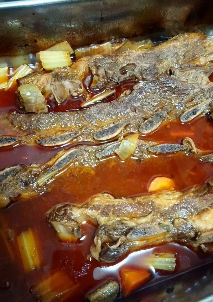 Una foto de Asado de costilla braseado