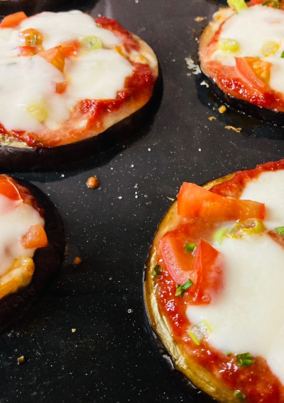 Padlizsán pizza recept fotója